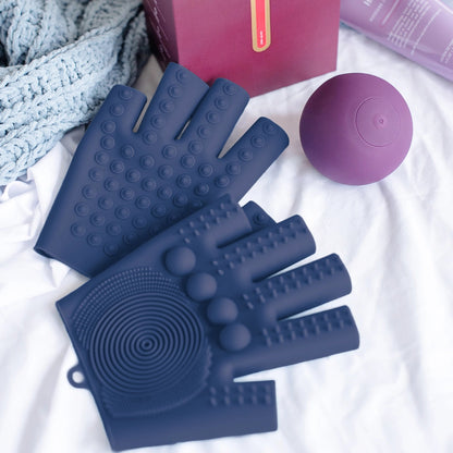 In Good Hands: Textured Silicone Massage or Bath Gloves