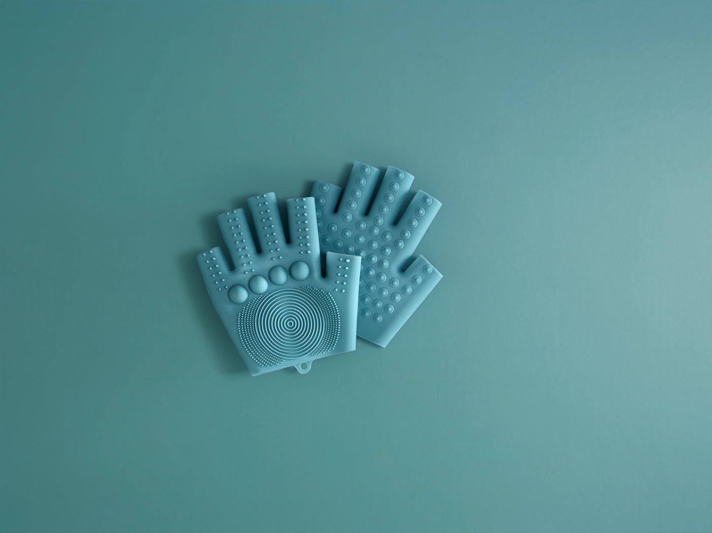 In Good Hands: Textured Silicone Massage or Bath Gloves